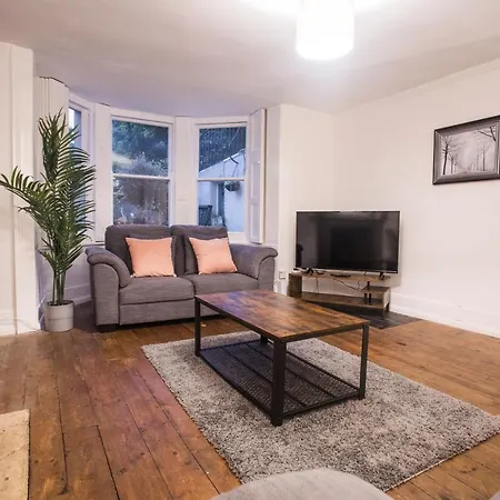 53 Pembroke Rd Apartment Bristol
